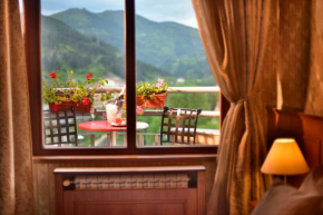  Mountain Boutique Family Hotel  Девин